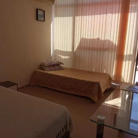 San Sity-1 Apartman Napospart